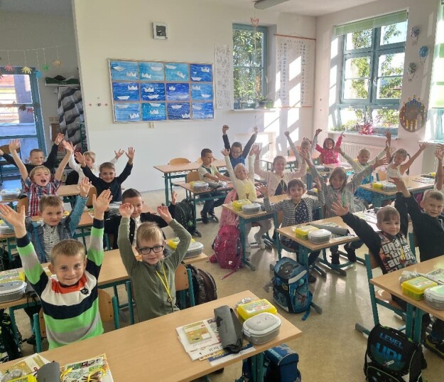 20230904_063200405_iOS